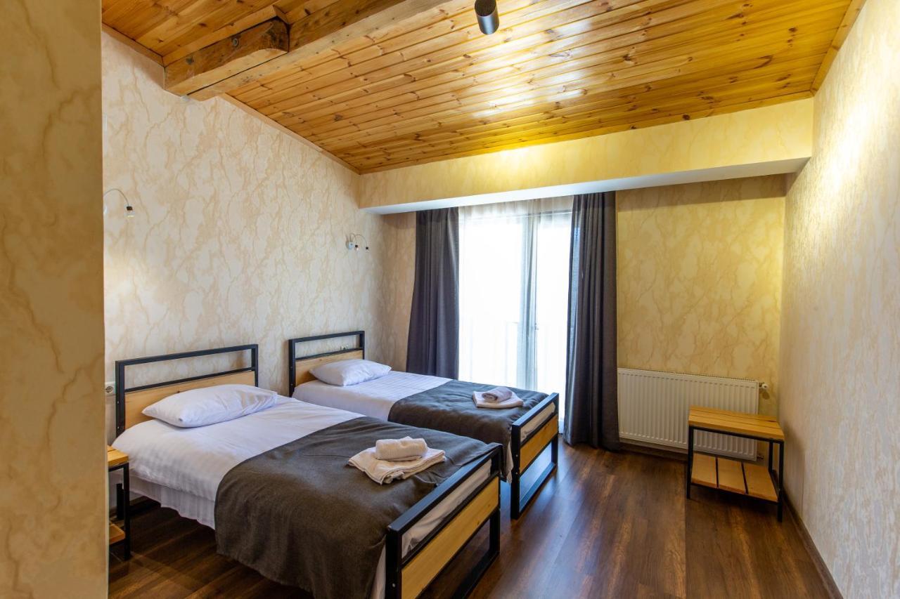 Mestia Hotel Amirani Eksteriør bilde