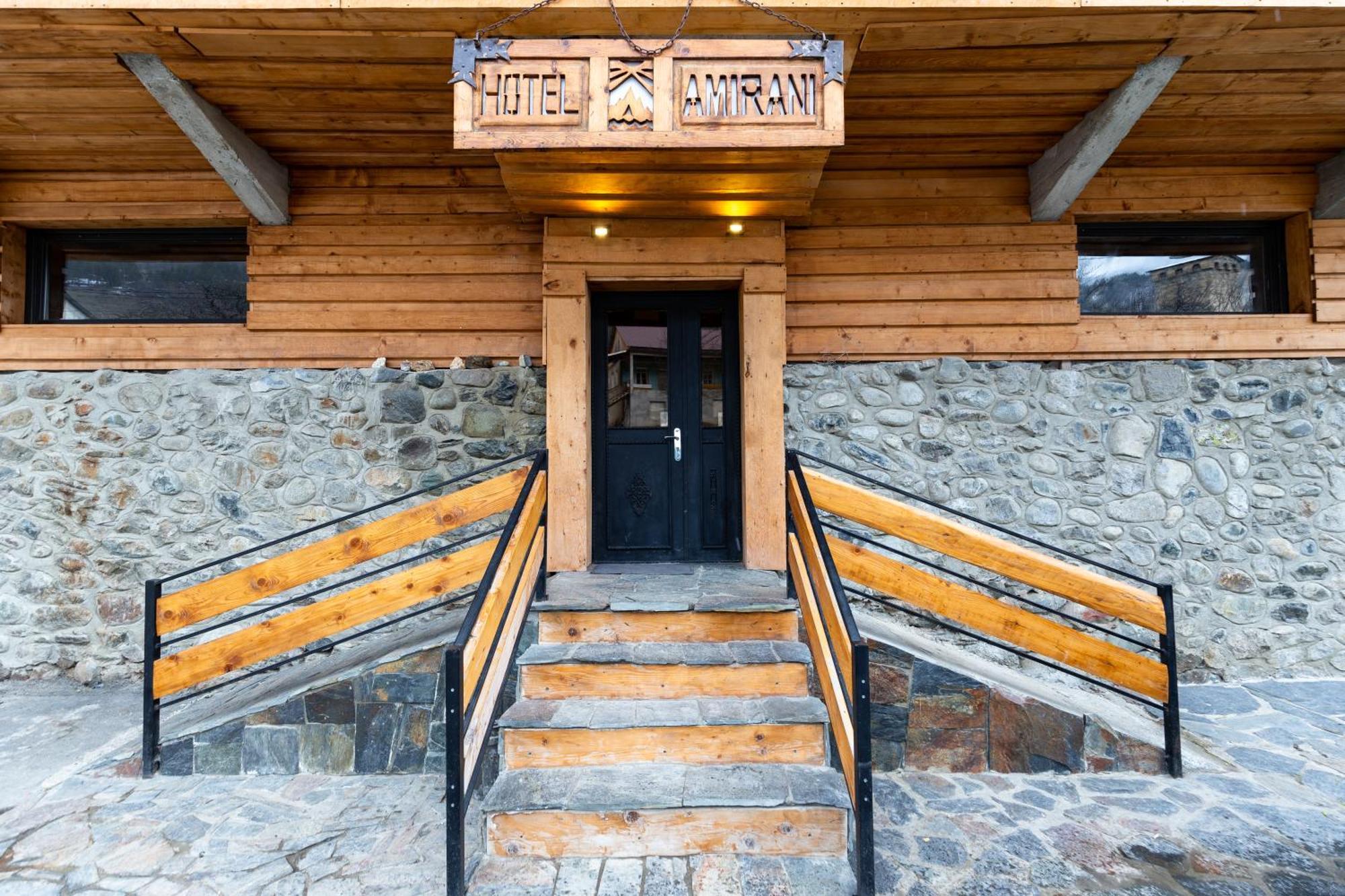 Mestia Hotel Amirani Eksteriør bilde