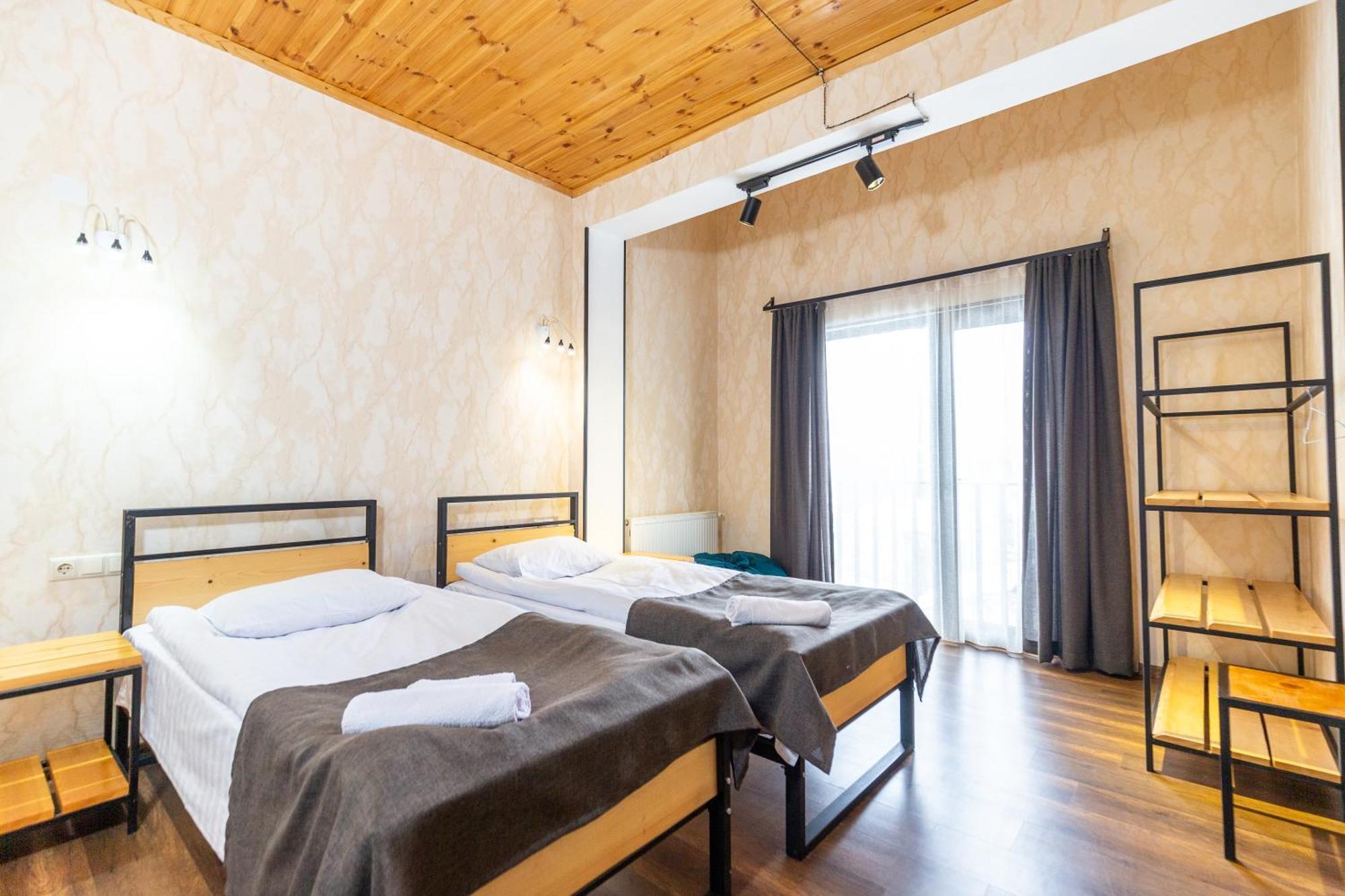 Mestia Hotel Amirani Eksteriør bilde