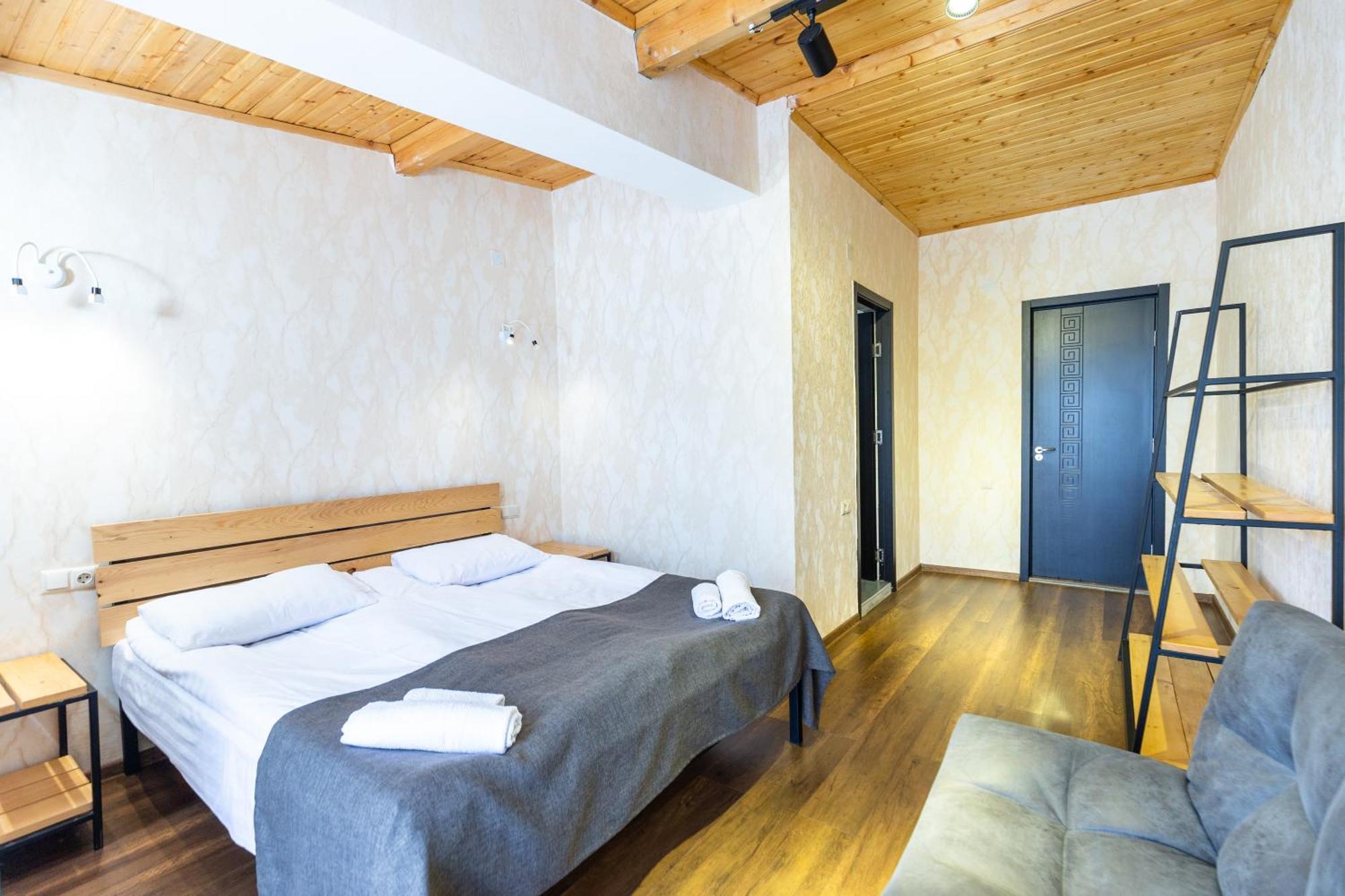 Mestia Hotel Amirani Eksteriør bilde