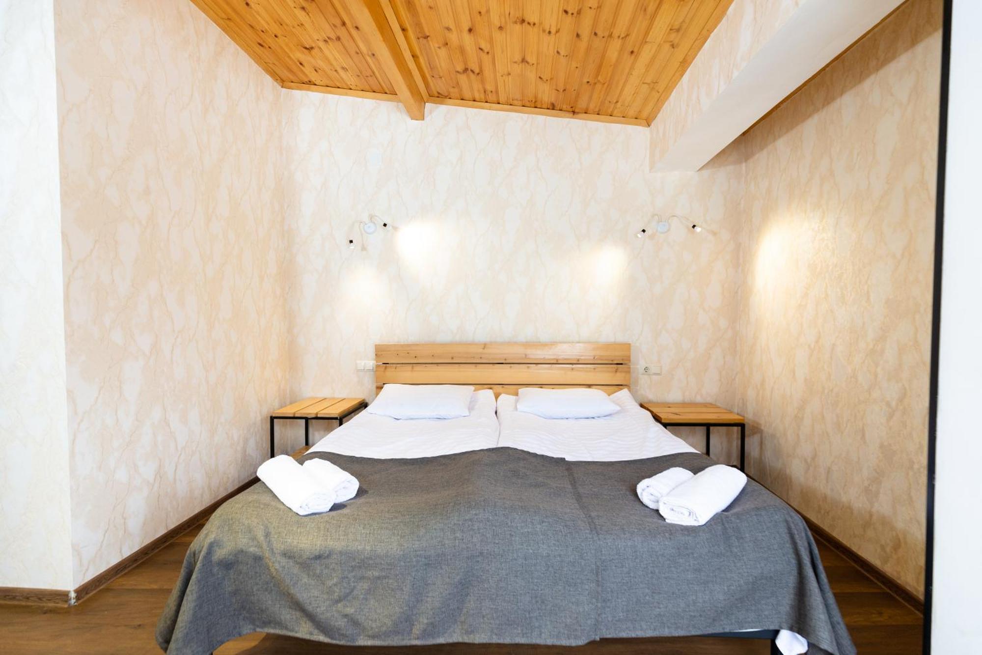 Mestia Hotel Amirani Eksteriør bilde